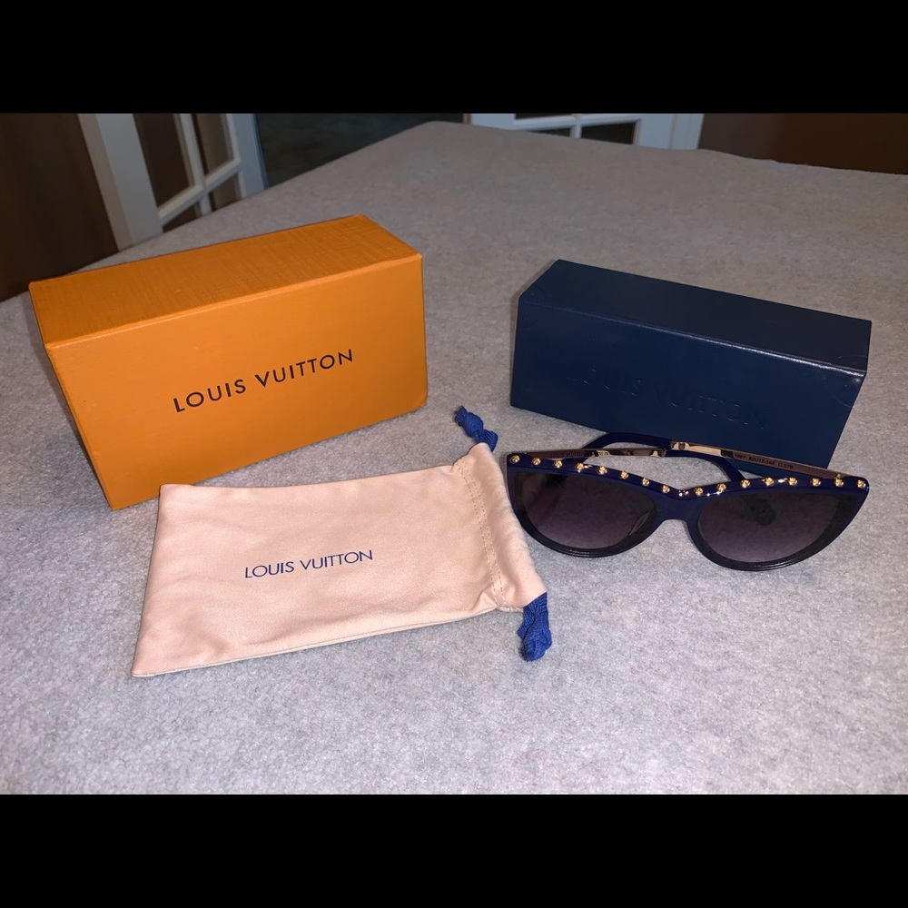 Louis Vuitton LA BOUM Navy Blue Sunglasses - Picture 5 of 6